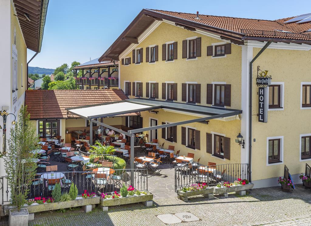 Graefliches Hotel Alte Post Бад-Бирнбах Экстерьер фото