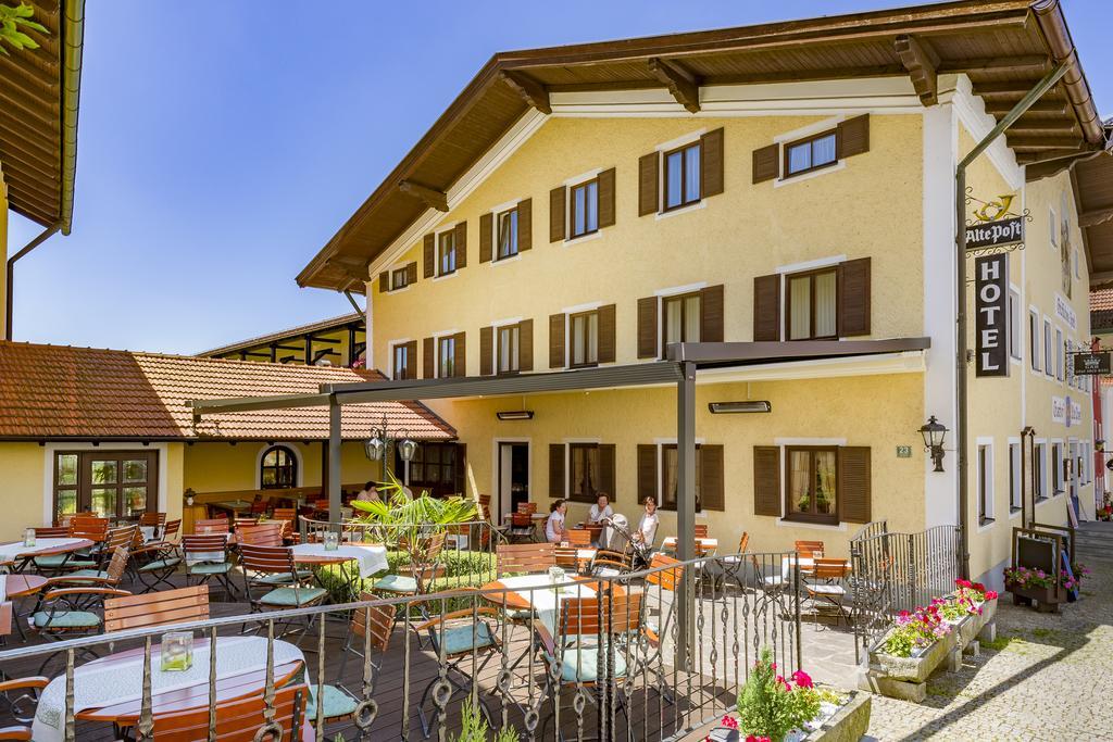 Graefliches Hotel Alte Post Бад-Бирнбах Экстерьер фото