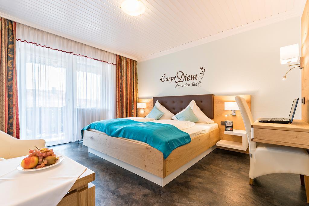 Graefliches Hotel Alte Post Бад-Бирнбах Экстерьер фото